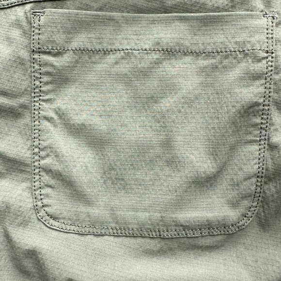 Athleta Cargo Shorts - Size 14 - army green - Picture 5 of 6